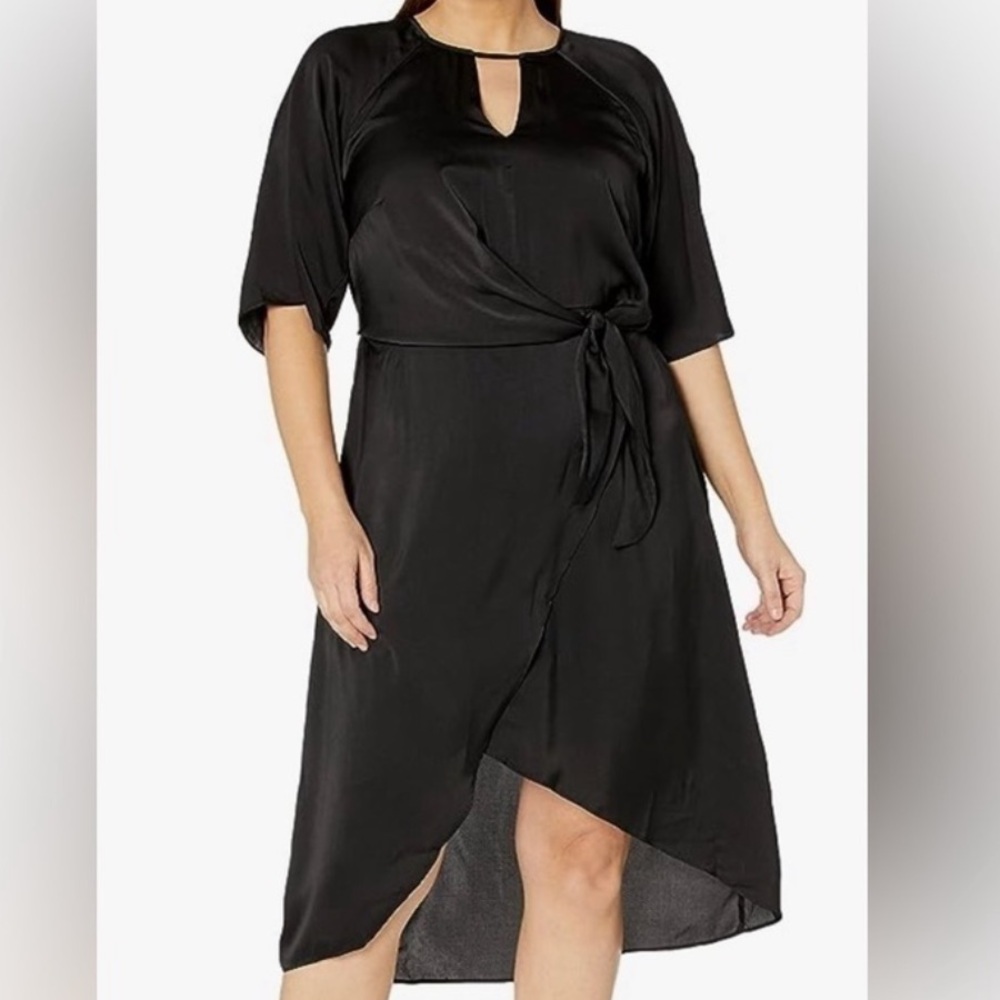 NWT Size 22 City Chic NWT Black Midi Dress